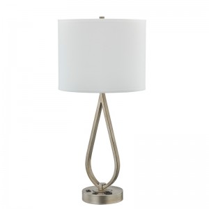 Sovdisklampan med antik silverfinish, en skrivbordslampa med, ett bekvämt utlopp och en USB -port