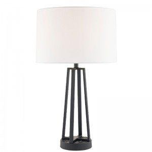 Dark Bronze Nightsand Light med en på/off -rockerbrytare, ett bekvämt utlopp och en USB -laddningsport på hotellets gästrum